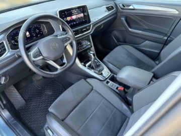 Volkswagen T-Roc I SUV Facelifting 1.5 TSI ACT 150KM 2022 Volkswagen T-Roc TSI 150KM Style Nawigacja Keyless Pakiet Zimowy LED P, zdjęcie 9