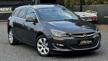 Opel Astra J Sports Tourer Facelifting 1.4 Turbo ECOTEC 140KM 2013 Opel Astra Bogate wyposazenie, Udok. przebieg GWARANCJA 1.4 Benzyna, zdjęcie 2