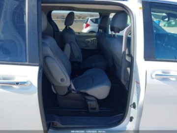 Toyota Sienna III 2023 Toyota Sienna xle, 2023r., 2.5L 2.5 Benzyna 189KM, zdjęcie 9