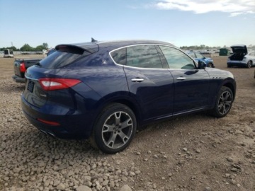 Maserati Levante 2019 Maserati Levante S 2019 3.0l 3.0 Benzyna 424KM, zdjęcie 3
