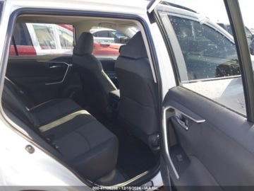 Toyota 2024 Toyota RAV4 2024r., XLE, od ubezpieczalni 2.5 Benzyna 203KM, zdjęcie 9