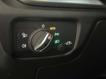 Audi A3 8V Sportback 5d Facelifting 1.4 TFSI COD Ultra 150KM 2017 Audi A3 Sportback 1.4TFSI 150KM S-Tronic S-Line LED LIFT Navi SSU 1.4, zdjęcie 32