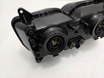 Honda VFR 800 98-02 RC 46 reflektor lampa przód IGŁA