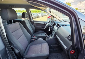 Opel Zafira B 1.9 CDTI ECOTEC 120KM 2006 Opel Zafira 1,9 Diesel 120 km 7- osobowy 1.9 Diesel 120KM, zdjęcie 8