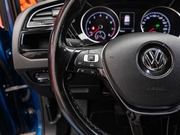 Volkswagen Touran III 1.4 TSI 150KM 2017 VOLKSWAGEN Touran 1.4 TSI Highline DSG 7os. 150KM 2017, zdjęcie 12