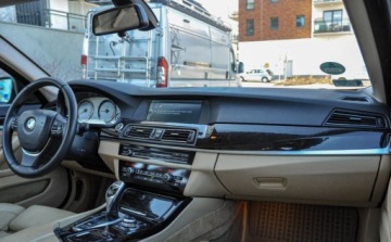 BMW Seria 5 F10-F11 Limuzyna 530d 245KM 2010 BMW Seria 5 3,0d (245KM) Automat Skory 3.0 Diesel 245KM, zdjęcie 9