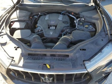 Maserati Levante 2021 Maserati Levante S Sport 2021 3.0l 3.0 Benzyna 424KM, zdjęcie 6