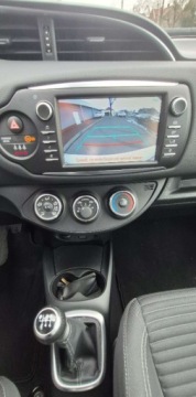 Toyota Yaris III Hatchback 5d Facelifting 2017 1.5 Dual VVT-iE 111KM 2018 Toyota Yaris I wlasciciel , historia serwisowa , 1.5 Benzyna 111KM, zdjęcie 15