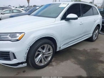 Audi Q7 II 2023 Audi Q7 Premium Plus 55, 2023r., 4x4, 3.0L 3.0 Benzyna 335KM, zdjęcie 2