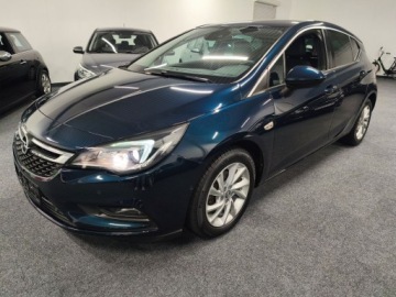 Opel Astra K Hatchback 5d 1.4 Turbo 150KM 2017 Opel Astra K 1.4 turbo 150KM, Nawi, Kamera, ACC,, zdjęcie 1