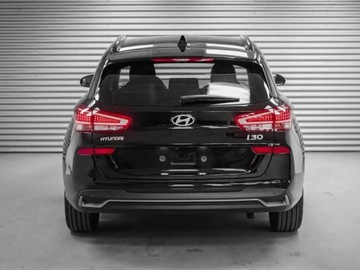 Hyundai i30 III 2025 HYUNDAI i30 1.5 T-GDI 48V Smart DCT Combi 140KM 2025, zdjęcie 2