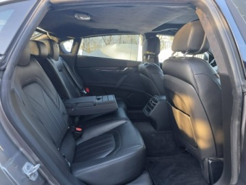 Maserati Quattroporte II S 3.0 V6 410KM 2017 Maserati Quattroporte 3.0 Benzyna 410 KM, Gran, zdjęcie 33
