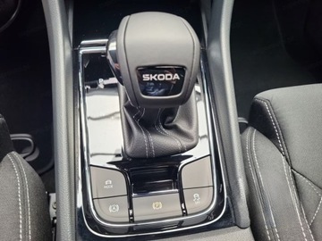 Skoda Karoq Crossover Facelifting 1.5 TSI ACT 150KM 2025 SKODA Karoq Sportline 1.5 TSI DSG Suv 150KM 2025, zdjęcie 11
