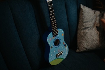 Деревянная укулеле сопрано Castelo UK-U1 Rockets с футляром SET