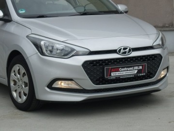 Hyundai i20 II Hatchback 5d 1.2 75KM 2015 Hyundai i20 1.2, zdjęcie 3