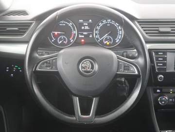 Skoda Superb III Liftback 2.0 TDI 150KM 2016 Skoda Superb 2.0 TDI, Salon Polska, Xenon, zdjęcie 14