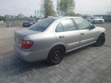 Nissan Almera II Sedan 1.5 16V 98KM 2004 Nissan Almera Opony zimowe gratis 1.5 Benzyna 98KM, zdjęcie 4