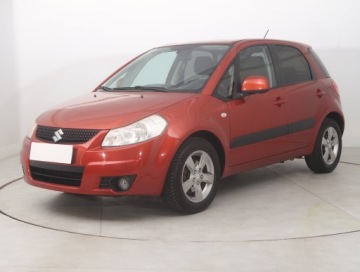 Suzuki SX4 I Hatchback Facelifting 1.6 VVT 120KM 2010 Suzuki SX4 1.6 VVT, Salon Polska, Klima, zdjęcie 1