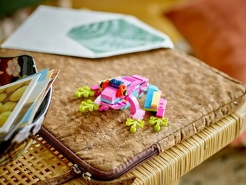 НАБОР LEGO CREATOR 3IN1 ЭКЗОТИЧЕСКИЙ РОЗОВЫЙ ПОПУГАЙ ЛЯГУШКА-ПОПУГАЙ 31144