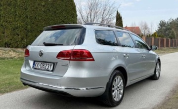 Volkswagen Passat B7 Variant 1.6 TDI CR DPF BlueMotion 105KM 2012 Volkswagen Passat Volkswagen Passat 1.6 TDI DPF BlueMot Highline 1.6 Diesel, zdjęcie 7
