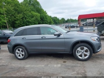 Mercedes GLC C253 2018 Mercedes-Benz GLC 300 4matic 2.0 Benzyna 241KM, zdjęcie 9