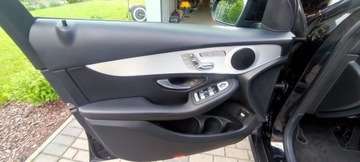 Mercedes GLC C253 Coupe 2.0 300 245KM 2019 Mercedes-Benz GLC I 300 4Matic 9G-TRONIC 2.0 Benzyna 245KM 2019r, zdjęcie 9