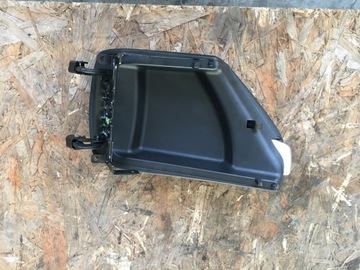 HYUNDAI I40 11- LOKETNÍ OPĚRKA ČERNÁ KŮŽE EVROPA