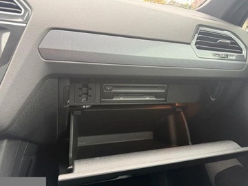 Volkswagen Tiguan II SUV 2.0 TDI 150KM 2020 Volkswagen Tiguan 2.0 TDI R-Line DSG 150KM 2020r, zdjęcie 25