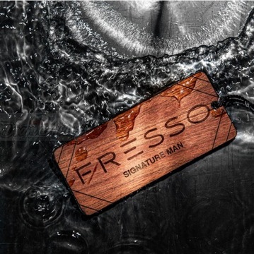 FRESSO SIGNATURE MAN ДЕРЕВЯННЫЙ АРОМАТИЧЕСКИЙ КУЛОН ДЛЯ АВТОМОБИЛЯ