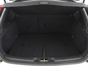 Volvo V40 II Hatchback Facelifting 2.0 D2 120KM 2018 Volvo V40 automat niski przebieg navi PDC tempomat, zdjęcie 19