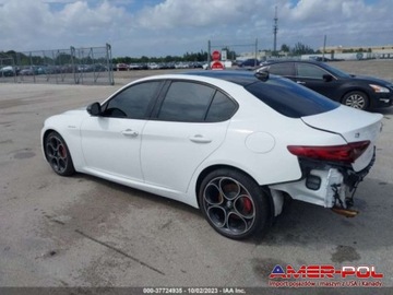 Alfa Romeo Giulia II Sedan Facelifting 2.0 Turbo 280KM 2022 Alfa Romeo Giulia Veloce, 2022r., 2.0L, zdjęcie 5