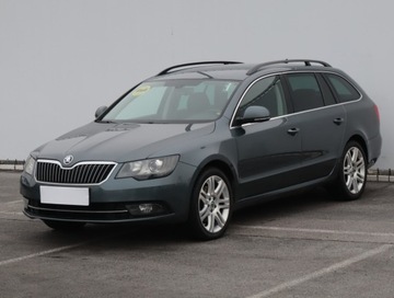 Skoda Superb II Outdoor 2.0 TDI CR DPF 170KM 2015 Skoda Superb 2.0 TDI, 167 KM, 4X4, DSG, Navi, zdjęcie 1