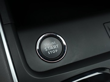 Citroen C5 Aircross SUV Facelifting 1.2 PureTech 131KM 2022 Citroen C5 Aircross PureTech 130, Salon Polska, zdjęcie 17