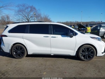 Toyota Sienna III 2022 Toyota Sienna Xse 2022 2.5 Hybryda 189KM, zdjęcie 6