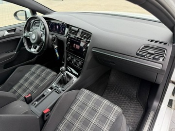 Volkswagen Golf VII GTD 3d Facelifting 2.0 TDI-CR BMT 184KM 2018 Volkswagen Golf GTD 2.0TDI 184KM 2018 FullLed Navi, zdjęcie 29