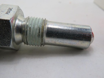 SPÍNAČ SVĚTLA ZPĚTNÉHO FORD ESCORT V 1860107