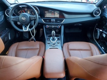 Alfa Romeo Giulia II Sedan Facelifting 2.0 Turbo 280KM 2022 Alfa Romeo Giulia Super 2022 2.0 Benzyna 280KM, zdjęcie 8