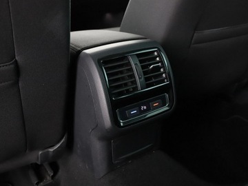 Volkswagen Passat B8 Variant 2.0 TDI BlueMotion SCR 150KM 2019 Volkswagen Passat lift LED navi klima auto, zdjęcie 37