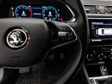 Skoda Superb III Kombi Facelifting 2.0 TDI SCR 150KM 2022 SKODA Superb 2.0 TDI Ambition Combi 150KM 2022, zdjęcie 13