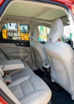 Volvo XC60 II 2022 Volvo XC 60 Volvo XC60 II 2.0 B5 AWD 250KM 2.0 Benzyna 250KM, zdjęcie 17