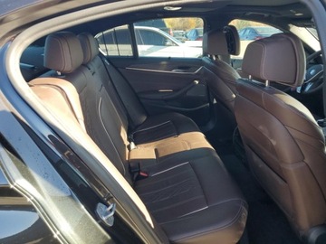 BMW Seria 5 G30-G31 2021 BMW Seria 5 540XI 2021 3.0l 3.0 Benzyna 335KM, zdjęcie 10