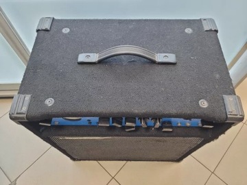 КОМБО-ГИТАРНЫЙ УСИЛИТЕЛЬ ASHDOWN EB 15-180 EVO II