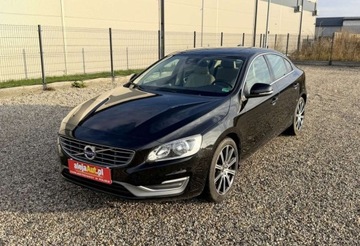 Volvo S60 II Sedan Facelifting 2.0 T5 DRIVE-E 245KM 2017 Volvo S60 S60 2.0 Benz 245 KM 2017r Warszawa 2.0 Benzyna 245KM, zdjęcie 2