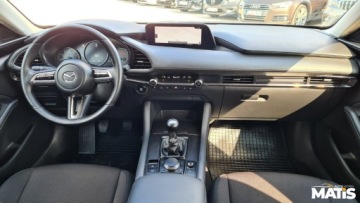 Mazda 3 IV Sedan 2.0 Skyactiv-G 122KM 2019 Mazda 3 2.0BENZ manual Navi kamera head up podgrz kierownica 2.0 Benzyna, zdjęcie 3
