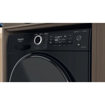 Стиральная машина HOTPOINT-ARISTON NDD11725BDAEE черный