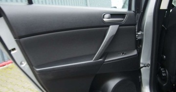 Mazda 3 II Sedan 1.6 MZR 105KM 2010 Mazda 3 1,6BenzynaNiski Udokumentowany PrzebiegSerwisowany wASOMazda-Niemcy, zdjęcie 9