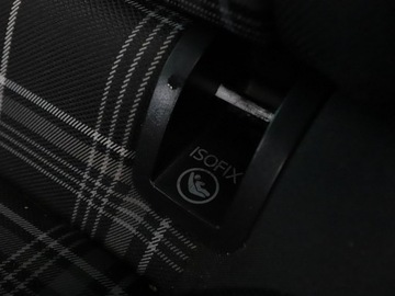 Volkswagen Golf VII GTD Variant Facelifting 2.0 TDI-CR BMT 184KM 2017 Volkswagen Golf GTD 184KM PDC grzane fotele, zdjęcie 33