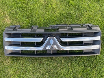 MITSUBISHI PAJERO 4 IV GRILL ATRAPA PRZÓD 7450A150
