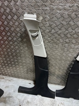 SKODA YETI 5L 5L0 РЕМЕНЬ КРЫШКИ Б СТОЙКИ Б ЛЕВЫЙ ПРАВЫЙ