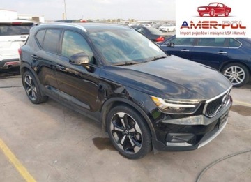 Volvo XC40 2021 Volvo XC 40 T5 Momentum 2021 2.0l 2.0 Benzyna 248KM